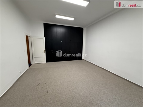 Pronájem kanceláře, 143 m² - 4
