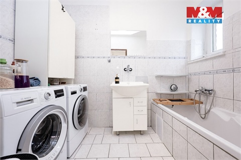 Prodej bytu 3kk, 72 m² 12