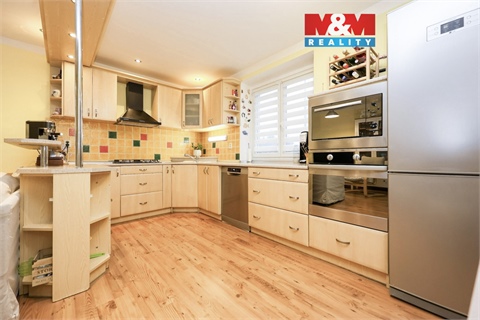 Prodej bytu 3kk, 72 m² 0