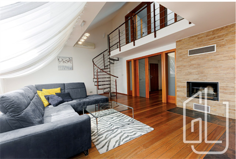 Pronájem bytu 3kk, 153 m² 0