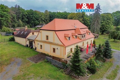 Prodej chaty / chapuly, 689 m² 0