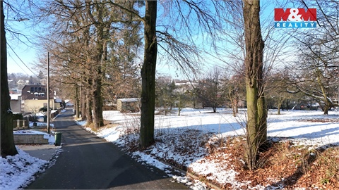 Prodej stavebního pozemku, 1 063 m² 2