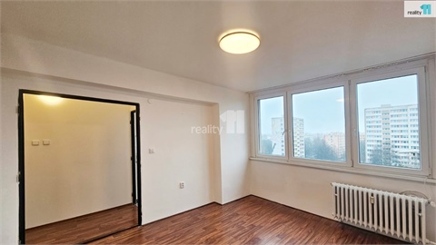 Pronájem bytu 1+1, 31 m² - 2