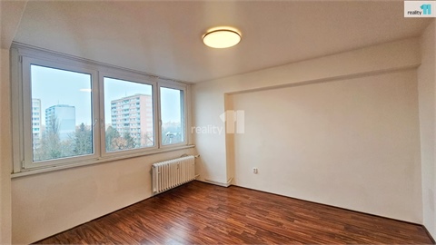 Pronájem bytu 1+1, 31 m² 2