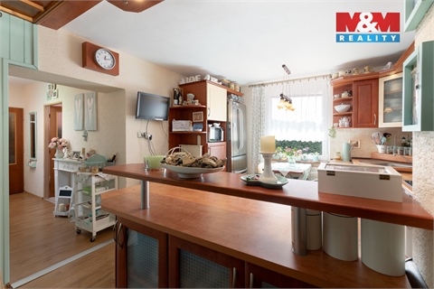 Prodej rodinného domu, 202 m² - 26