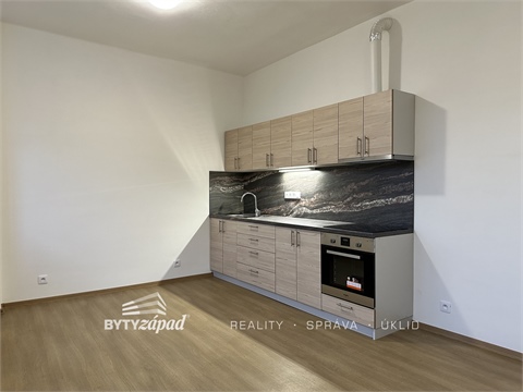 Prodej bytu 3kk, 66 m² 8