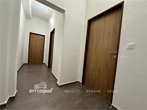 Prodej bytu 3kk, 66 m² 4