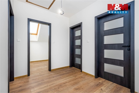 Prodej rodinného domu, 170 m² 24