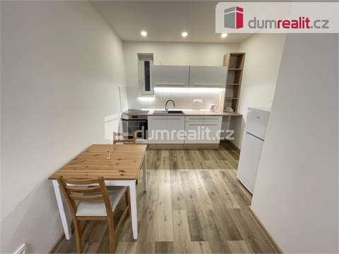 Pronájem bytu 2kk, 48 m² - 2