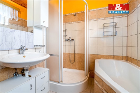 Prodej rodinného domu, 174 m² - 6