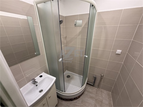 Pronájem bytu 1+1, 38 m² - 6