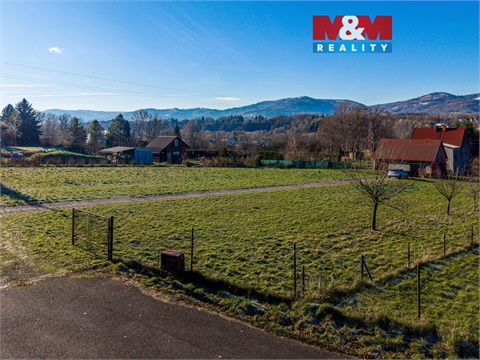 Prodej stavebního pozemku, 2 270 m² 0