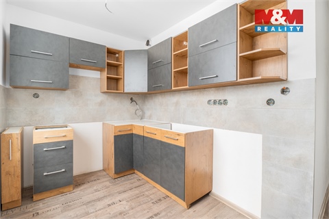 Prodej bytu 4+1, 79 m² - 0