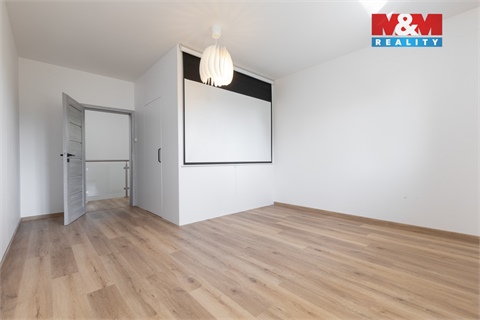 Prodej rodinného domu, 133 m² 24