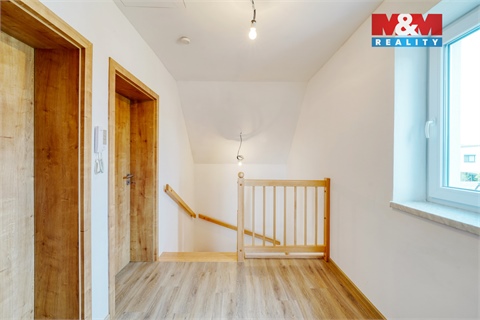 Pronájem rodinného domu, 100 m² 16