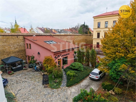 Prodej obchodních prostor, 102 m² 0