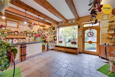 Prodej obchodních prostor, 102 m² 2