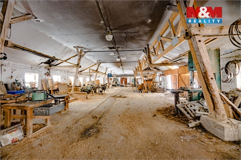 Prodej výrobního objektu, 738 m² 6