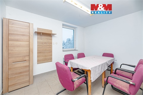 Prodej výrobního objektu, 738 m² 0