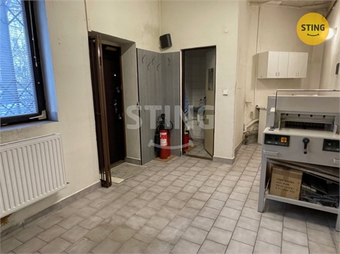 Prodej komerčního objektu, 70 m² 12