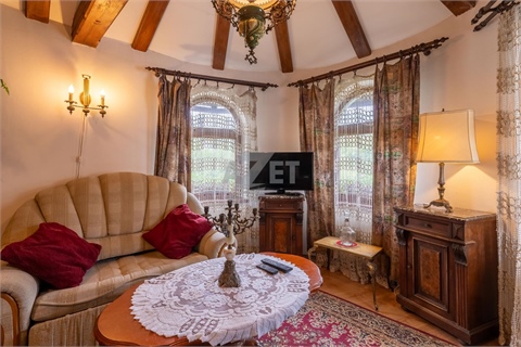 Prodej rodinného domu, 1 604 m² 18