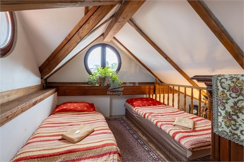 Prodej rodinného domu, 1 604 m² - 6