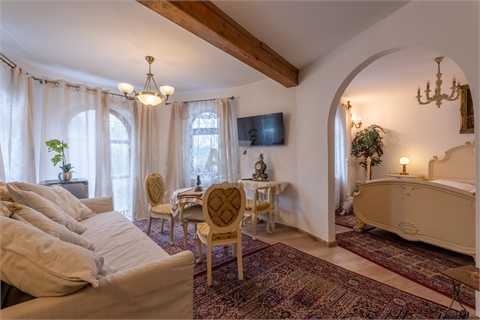 Prodej rodinného domu, 1 604 m² 10