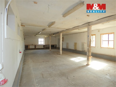 Prodej rodinného domu, 643 m² - 4