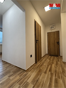 Pronájem bytu 1+1, 38 m² - 6