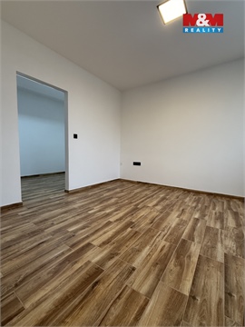 Pronájem bytu 1+1, 38 m² 4