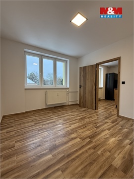 Pronájem bytu 1+1, 38 m² - 2