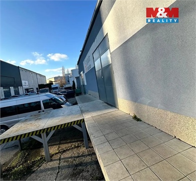 Pronájem skladu / haly, 350 m² 2