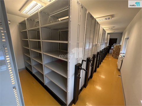 Pronájem obchodních prostor, 47 m² 0