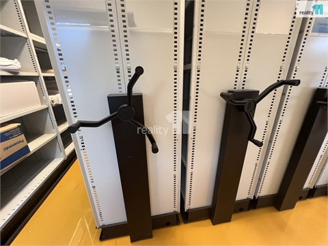 Pronájem obchodních prostor, 47 m² - 0