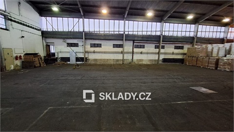 Pronájem skladu / haly, 400 m² - 0