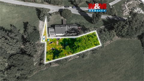 Prodej stavebního pozemku, 965 m² 0