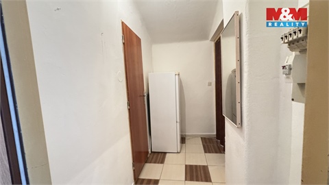 Pronájem bytu 1+1, 28 m² - 14