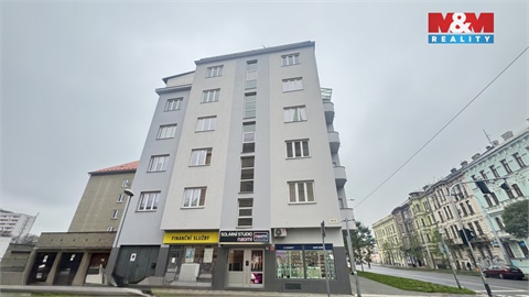 Pronájem bytu 1+1, 28 m² 2