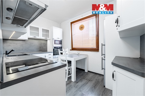 Pronájem bytu 3+1, 69 m² 0