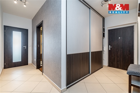 Prodej bytu 3kk, 74 m² 16