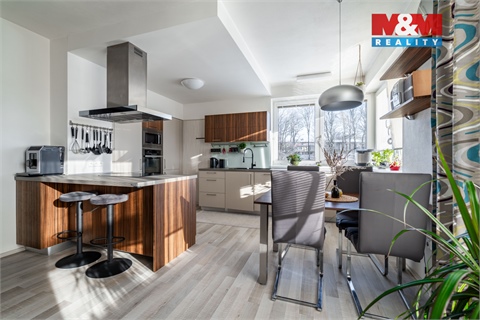 Prodej bytu 3kk, 74 m² - 0