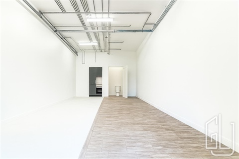 Prodej bytu 1kk, 76 m² - 4