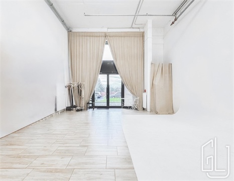 Prodej bytu 1kk, 76 m² 6