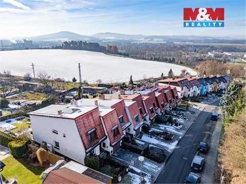 Prodej rodinného domu, 262 m² - 12