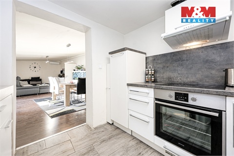 Prodej rodinného domu, 160 m² - 6