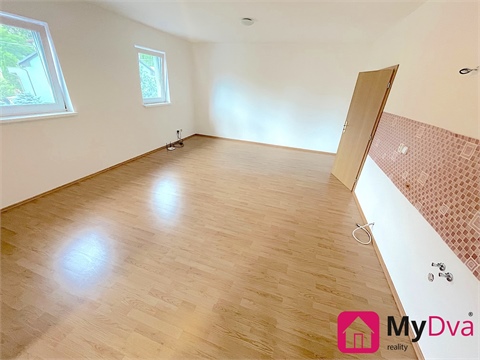 Pronájem bytu 3kk, 60 m² - 0