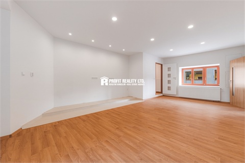 Prodej rodinného domu, 147 m² - 2