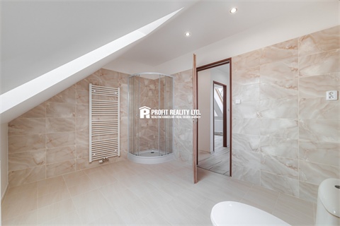 Prodej rodinného domu, 147 m² 24