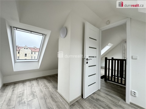 Prodej bytu 4+1, 119 m² 16