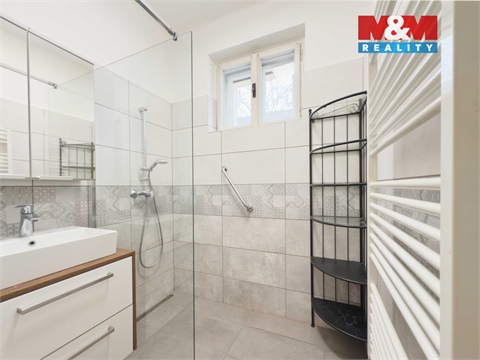 Prodej rodinného domu, 180 m² 10